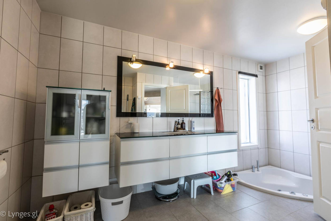 Будинок, 2863 м², 710 364$ — FAKTOR